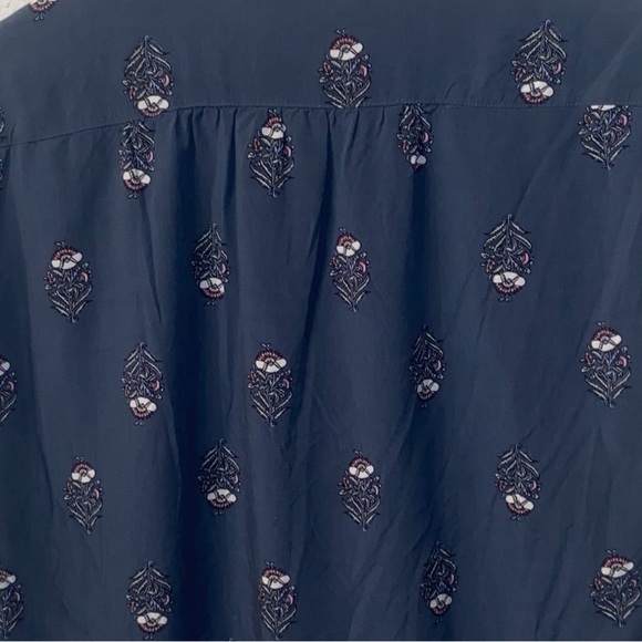 Women's Loft Steel Blue Floral Printed Top - Picture 7 of 8
